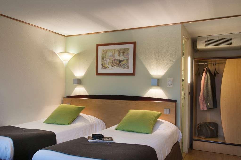 Kyriad Direct Roanne Hotel&Restaurant Buitenkant foto