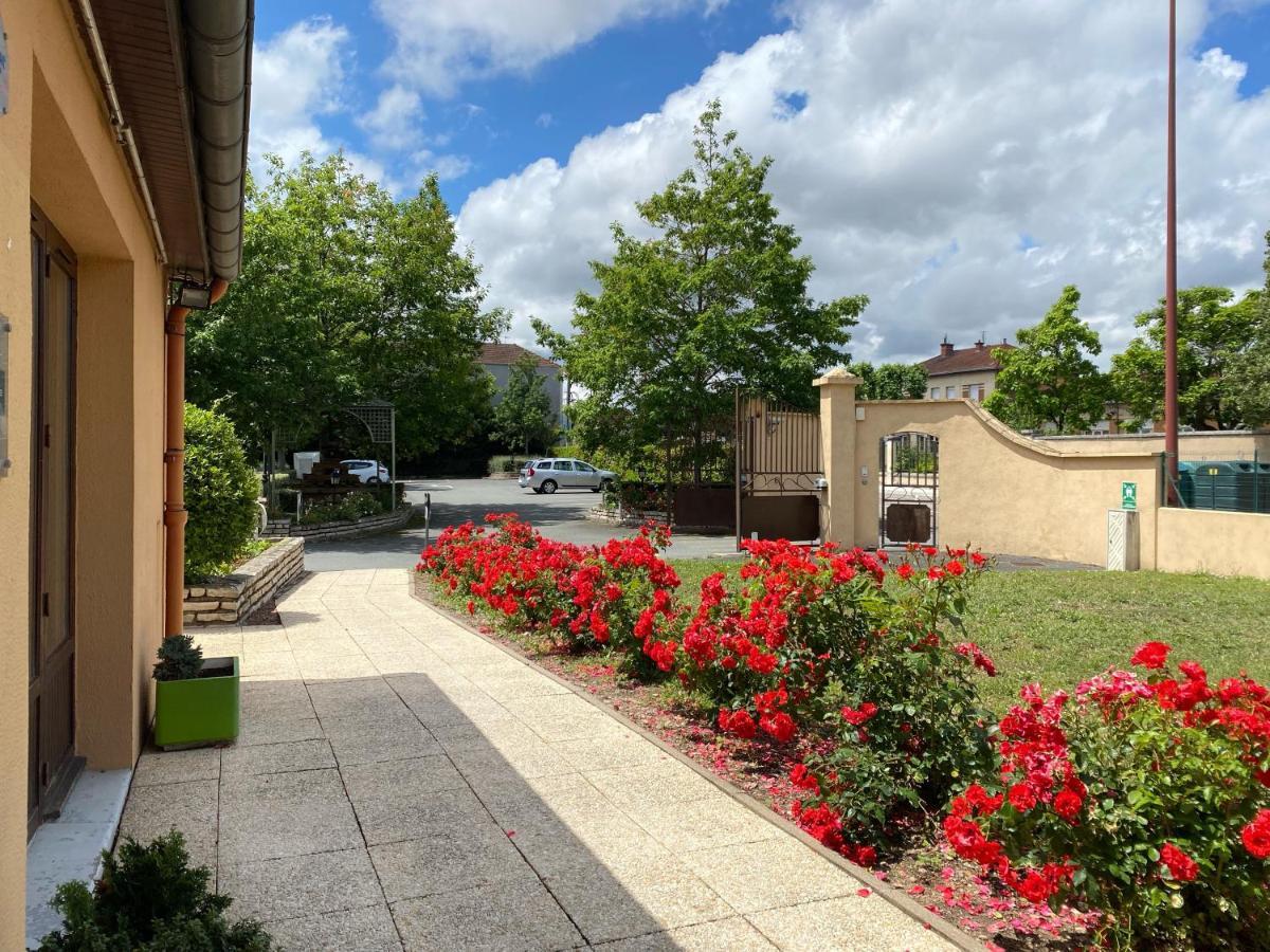 Kyriad Direct Roanne Hotel&Restaurant Buitenkant foto